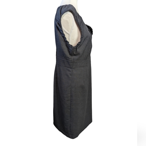 NWT 🆕 RW&Co. Sheath Dress with Removal Floral Accent - Picture 2 of 9